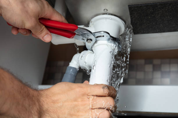 Best Carpet water damage restoration  in Bishop, CA